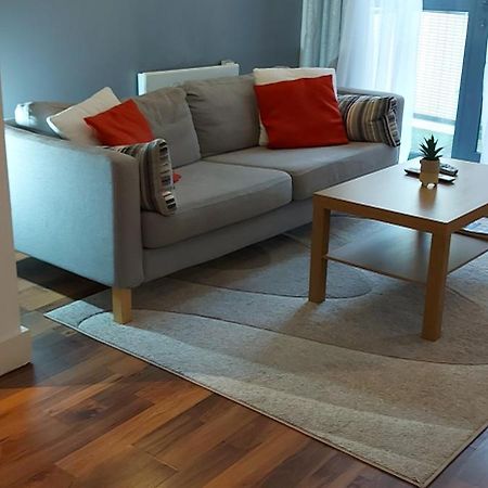 City Apartment In Great Location With A Balcony & Parking Possible - West One Sheffield Exterior foto